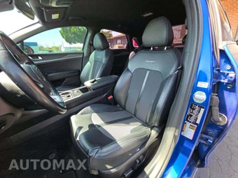 2022 Kia K5 GT-Line – miniatura 3