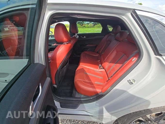 2022 Kia K5 GT-Line – miniatura 10