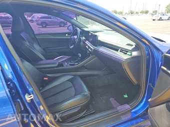 2022 Kia K5 GT-Line - miniatura 8