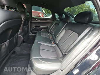 2022 Kia K5 GT-Line – miniatura 13