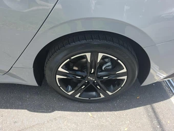 2022 Kia K5 GT-Line – miniatura 11