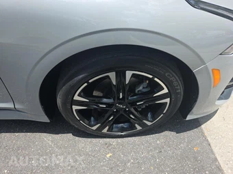 2022 Kia K5 GT-Line – miniatura 9
