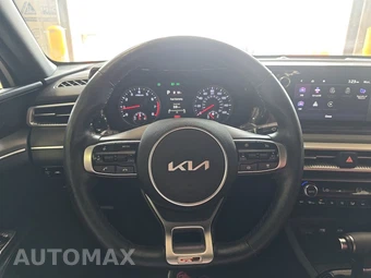 2022 Kia K5 GT-Line - miniatura 10