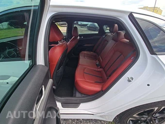 2022 Kia K5 GT-Line - miniatura 10