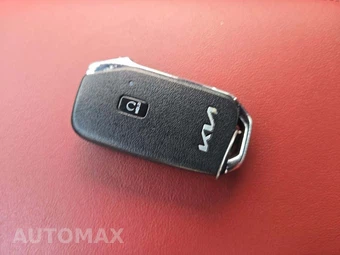 2022 Kia K5 GT-Line - miniatura 5