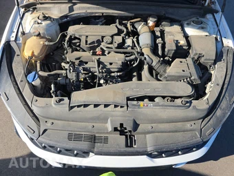 2022 Kia K5 GT-Line – miniatura 15