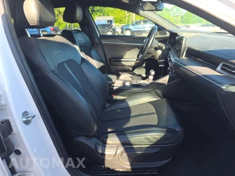 2022 Kia K5 GT-Line – miniatura 8
