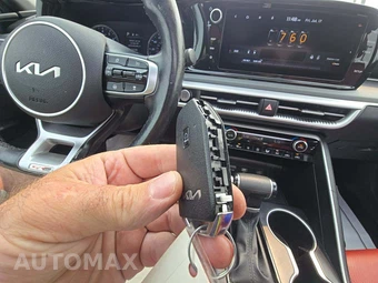 2022 Kia K5 GT-Line - miniatura 5