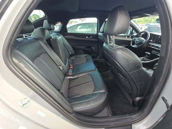 2022 Kia K5 GT-Line – miniatura 16
