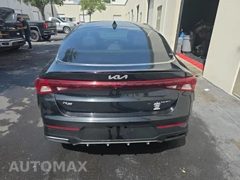 2022 Kia K5 GT-Line – miniatura 5
