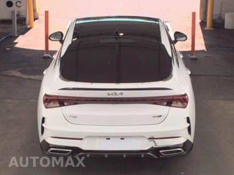 2022 Kia K5 GT-Line – miniatura 5