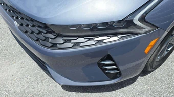 2022 Kia K5 LX – miniatura 26