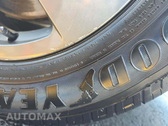 2022 Kia K5 LX – miniatura 27