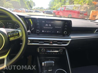 2022 Kia K5 LXS - miniatura 10