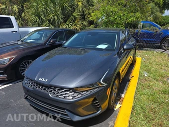 2022 Kia K5 LXS - miniatura 2