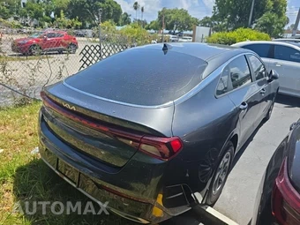 2022 Kia K5 LXS - miniatura 4