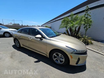 2022 Kia K5 LXS - miniatura 3