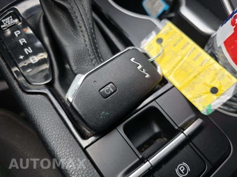 2022 Kia K5 LXS - miniatura 8