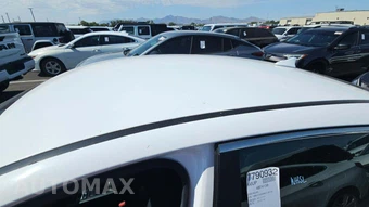2022 Kia K5 LXS - miniatura 18