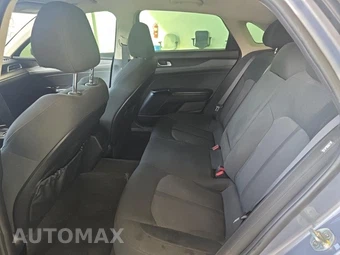 2022 Kia K5 LXS - miniatura 10
