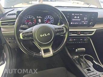 2022 Kia K5 LXS - miniatura 8