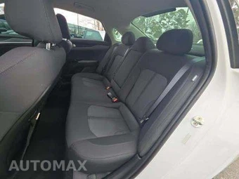 2022 Kia K5 LXS - miniatura 13