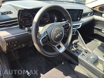 2022 Kia K5 LXS - miniatura 11