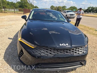 2022 Kia K5 LXS - miniatura 2
