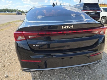 2022 Kia K5 LXS - miniatura 5