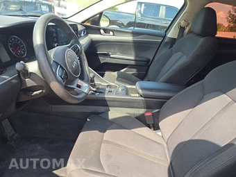 2022 Kia K5 LXS - miniatura 7