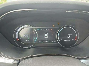 2022 Kia Niro EV EX – miniatura 9