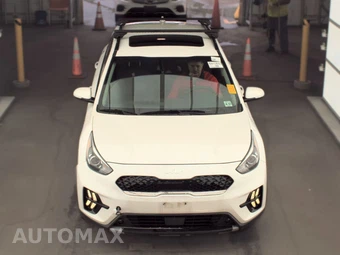 2022 Kia Niro Touring SE – miniatura 2