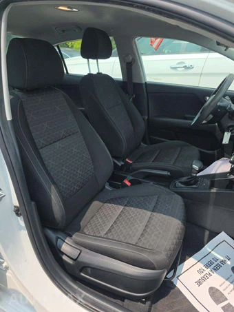 2022 Kia Rio LX Sedan – miniatura 18