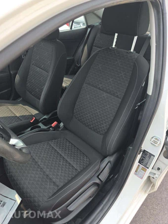 2022 Kia Rio LX Sedan – miniatura 6