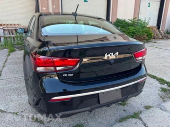 2022 Kia Rio S Sedan - miniatura 5