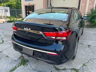 2022 Kia Rio S Sedan - miniatura 7