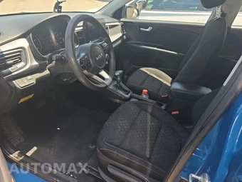 2022 Kia Rio S Sedan – miniatura 13
