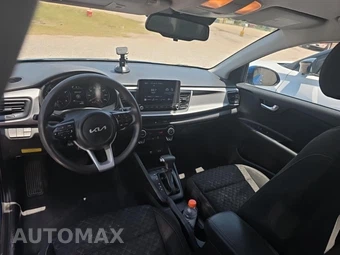 2022 Kia Rio S Sedan – miniatura 14