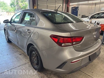 2022 Kia Rio S Sedan - miniatura 2