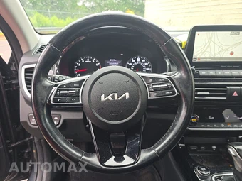 2022 Kia Seltos EX – miniatura 10