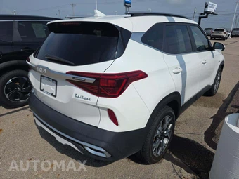 2022 Kia Seltos EX - miniatura 3