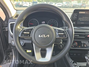 2022 Kia Seltos LX – miniatura 10