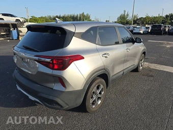 2022 Kia Seltos LX – miniatura 4
