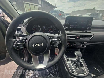 2022 Kia Seltos LX – miniatura 10