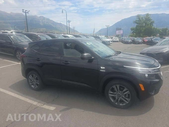 2022 Kia Seltos LX – miniatura 4