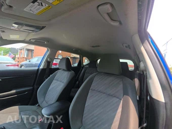 2022 Kia Seltos LX - miniatura 11