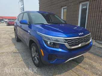 2022 Kia Seltos LX - miniatura 4