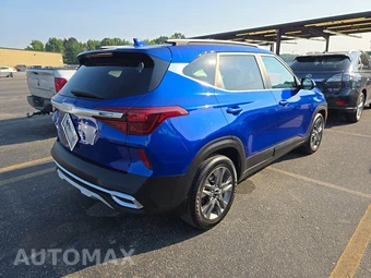 2022 Kia Seltos S – miniatura 4