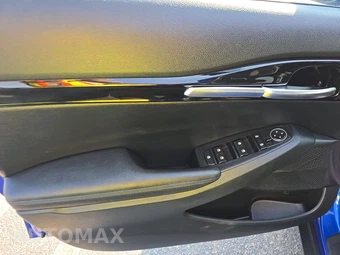 2022 Kia Seltos S – miniatura 9