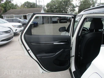 2022 Kia Seltos S - miniatura 11